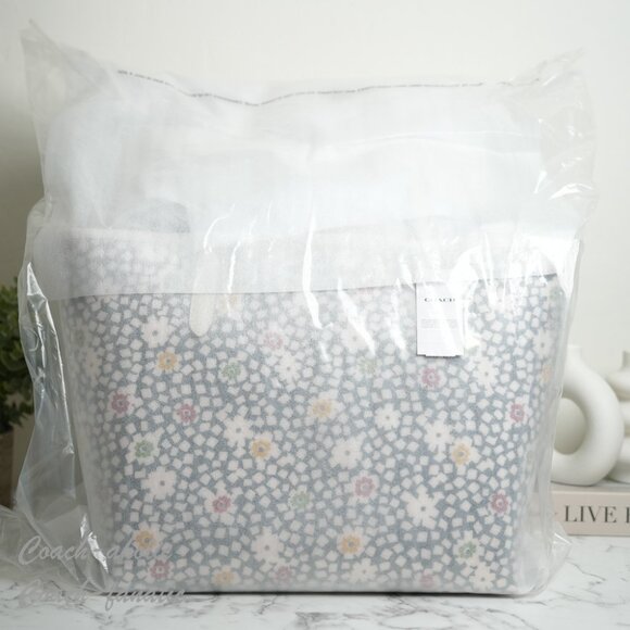 COACH CBI53 City Tote Bag With Floral Print Coated Canvas *SEALED* - Picture 7 of 8